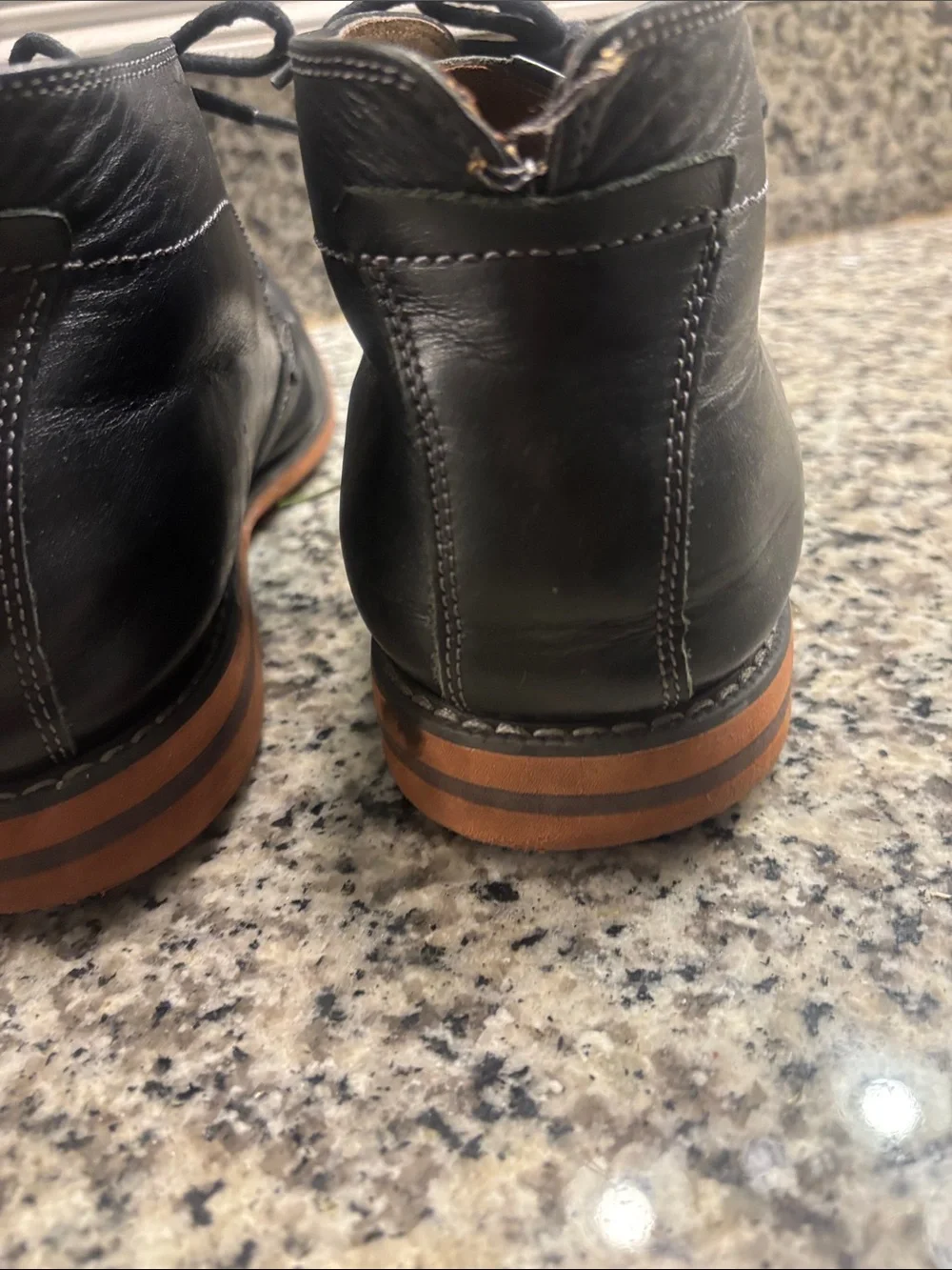 Men's Black Leather Lace-Up Chukka Boots